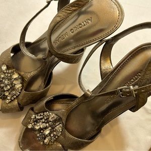 Antonio Melani Size 8,Silver toned,Jeweled,Leather Heels!